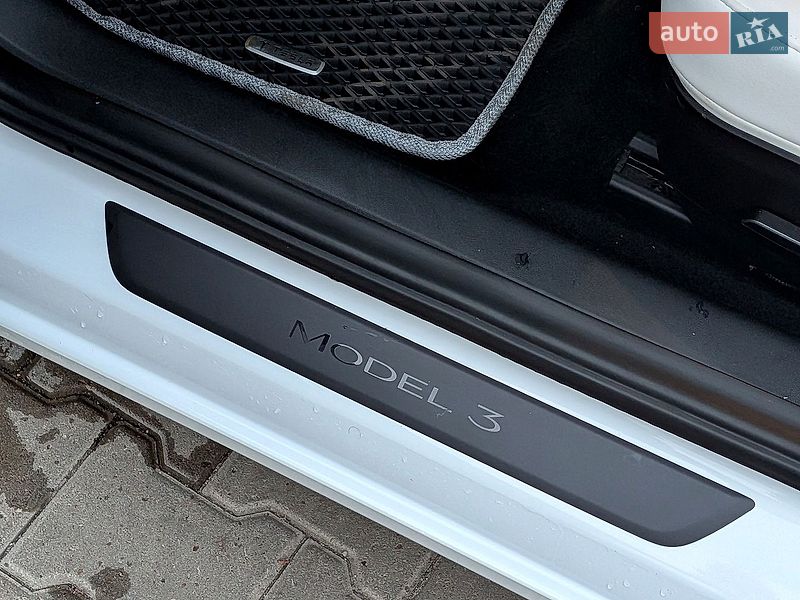 Седан Tesla Model 3 2022 в Могилів-Подільському
