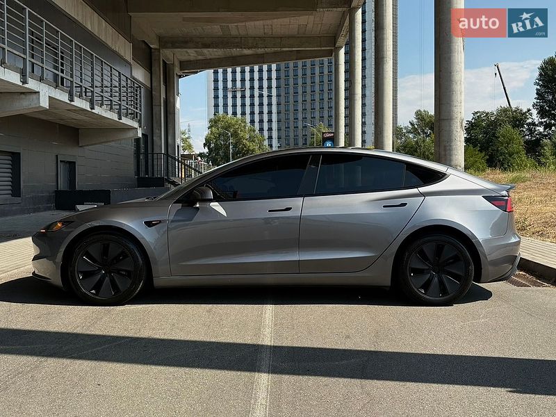 Седан Tesla Model 3 2024 в Києві фото 4 Седан Tesla Model 3 2024 в Києві