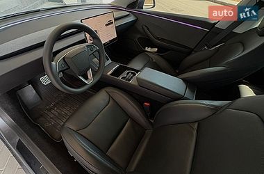 Седан Tesla Model 3 2024 в Києві фото 7 Седан Tesla Model 3 2024 в Києві