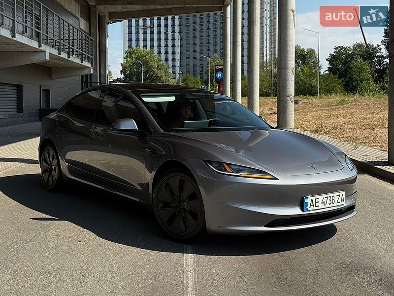 Седан Tesla Model 3 2024 в Києві фото Седан Tesla Model 3 2024 в Києві