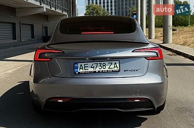 Седан Tesla Model 3 2024 в Києві фото 9 Седан Tesla Model 3 2024 в Києві