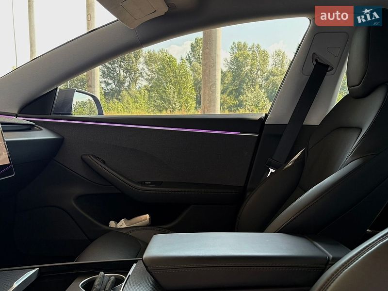 Седан Tesla Model 3 2024 в Києві фото 12 Седан Tesla Model 3 2024 в Києві