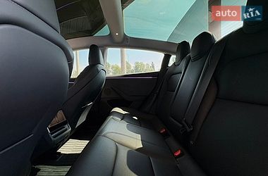 Седан Tesla Model 3 2024 в Києві фото 13 Седан Tesla Model 3 2024 в Києві