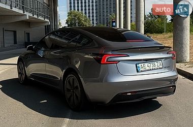 Седан Tesla Model 3 2024 в Києві фото 6 Седан Tesla Model 3 2024 в Києві