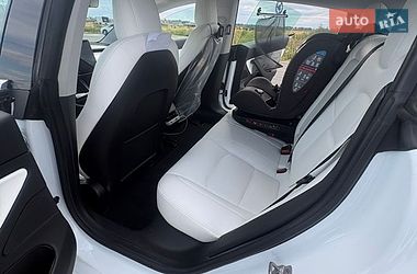 Седан Tesla Model 3 2019 в Києві