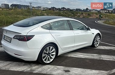 Седан Tesla Model 3 2019 в Києві