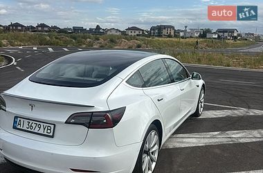 Седан Tesla Model 3 2019 в Києві