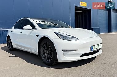 Седан Tesla Model 3 2018 в Киеве