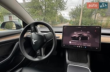 Седан Tesla Model 3 2022 в Надвірній фото 12 Седан Tesla Model 3 2022 в Надвірній