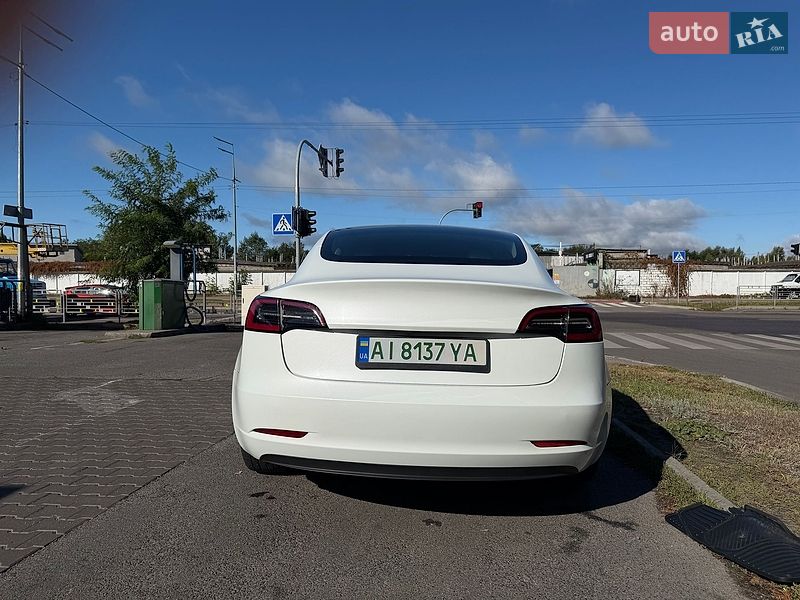 Седан Tesla Model 3 2023 в Киеве фото 4 Седан Tesla Model 3 2023 в Киеве