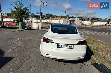 Седан Tesla Model 3 2023 в Киеве фото 3 Седан Tesla Model 3 2023 в Киеве