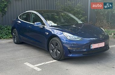 Седан Tesla Model 3 2018 в Каменец-Подольском Седан Tesla Model 3 2018 в Каменец-Подольском