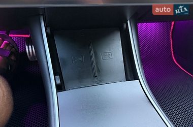 Седан Tesla Model 3 2018 в Николаеве