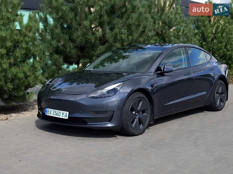 Tesla Model 3