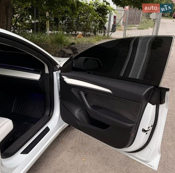 Седан Tesla Model 3 2023 в Фастове фото 12 Седан Tesla Model 3 2023 в Фастове