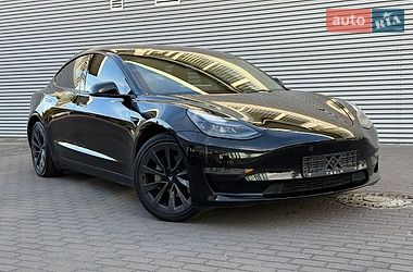 Седан Tesla Model 3 2022 в Рівному