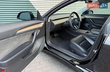 Седан Tesla Model 3 2022 в Рівному