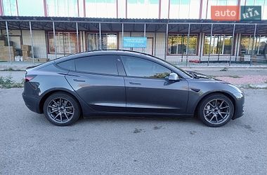 Седан Tesla Model 3 2018 в Киеве