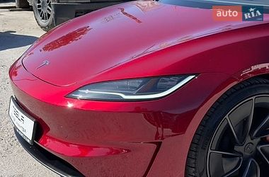 Седан Tesla Model 3 2024 в Вінниці
