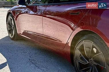 Седан Tesla Model 3 2024 в Вінниці