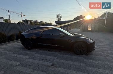 Седан Tesla Model 3 2024 в Львові