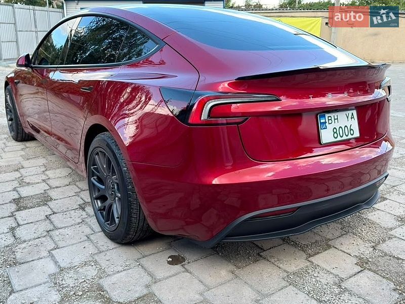 Седан Tesla Model 3 2024 в Подольске