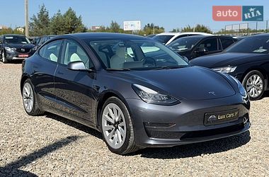 Седан Tesla Model 3 2020 в Ивано-Франковске Седан Tesla Model 3 2020 в Ивано-Франковске