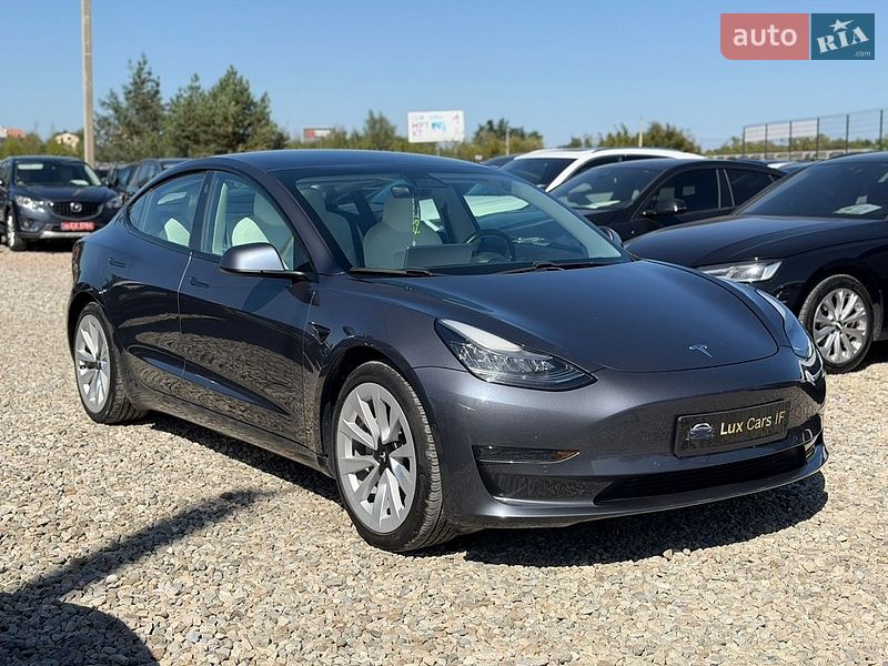 Tesla Model 3 2020 Tesla Model 3 2020