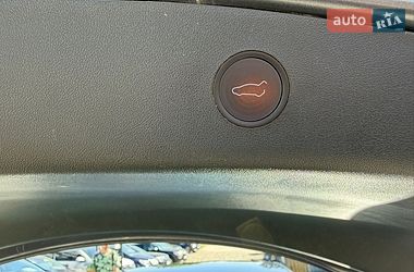 Седан Tesla Model 3 2020 в Івано-Франківську