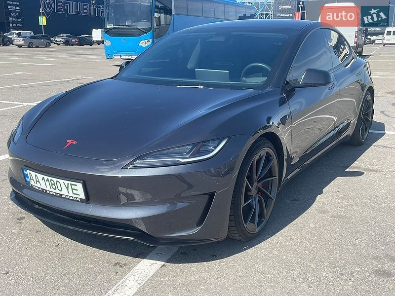 Седан Tesla Model 3 2024 в Києві фото Седан Tesla Model 3 2024 в Києві