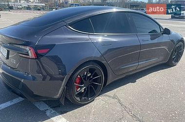 Седан Tesla Model 3 2024 в Києві фото 6 Седан Tesla Model 3 2024 в Києві