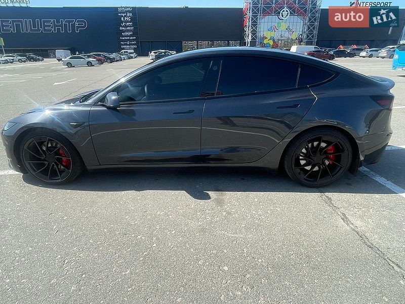 Седан Tesla Model 3 2024 в Києві фото 5 Седан Tesla Model 3 2024 в Києві