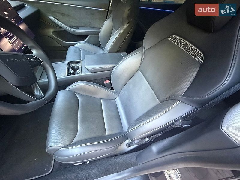 Седан Tesla Model 3 2024 в Києві фото 10 Седан Tesla Model 3 2024 в Києві