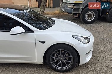 Седан Tesla Model 3 2021 в Львові фото 9 Седан Tesla Model 3 2021 в Львові