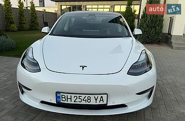 Седан Tesla Model 3 2021 в Одесі