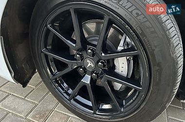 Седан Tesla Model 3 2021 в Одесі