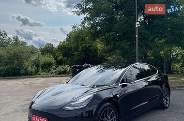 Седан Tesla Model 3 2018 в Хусте