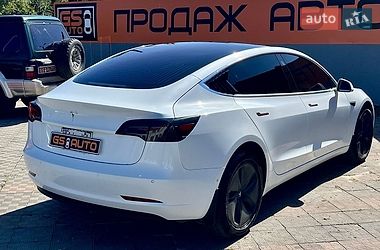 Седан Tesla Model 3 2018 в Харкові