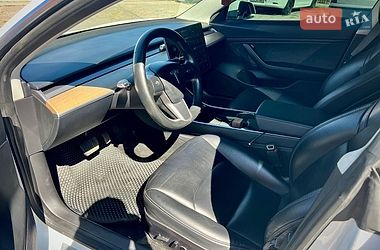 Седан Tesla Model 3 2018 в Харкові