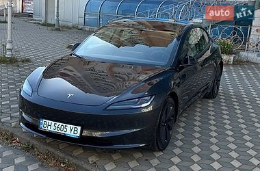 Седан Tesla Model 3 2025 в Одесі