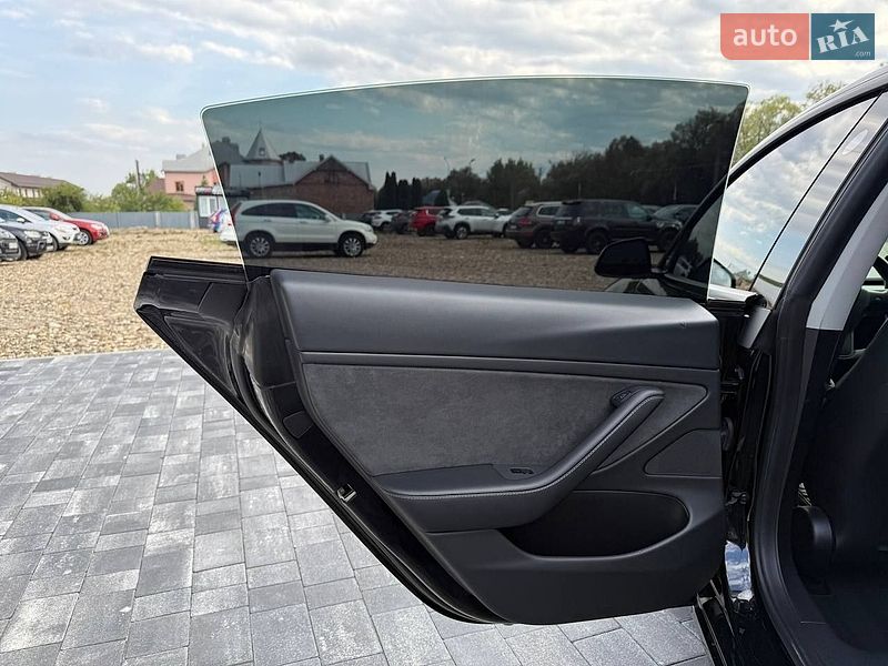 Седан Tesla Model 3 2020 в Коломиї фото 31 Седан Tesla Model 3 2020 в Коломиї