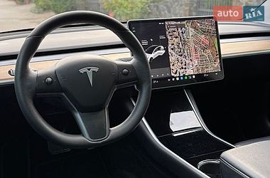 Седан Tesla Model 3 2019 в Хмельницькому