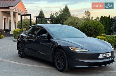 tesla model-3 2024 в Стрый от профессионального продавца Роман