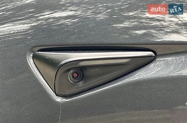 Седан Tesla Model 3 2025 в Самборе