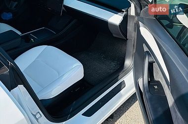 Седан Tesla Model 3 2021 в Покрові