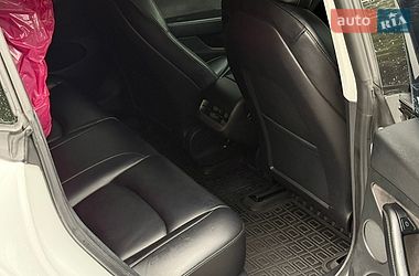 Седан Tesla Model 3 2021 в Львове