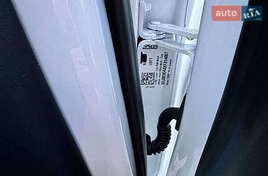 Седан Tesla Model 3 2019 в Львові фото 15 Седан Tesla Model 3 2019 в Львові