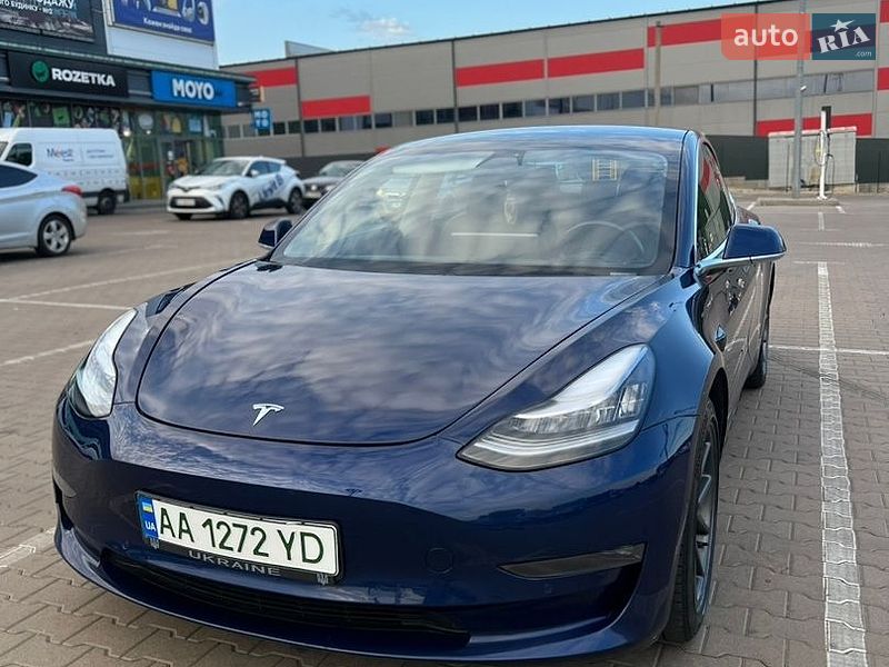 Седан Tesla Model 3 2018 в Софиевской Борщаговке