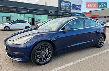 Седан Tesla Model 3 2018 в Софиевской Борщаговке