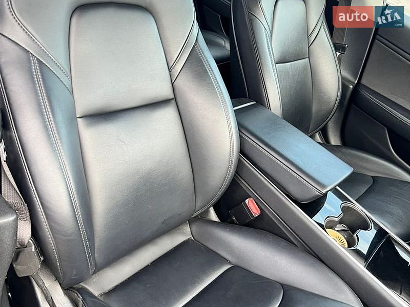 Седан Tesla Model 3 2018 в Софиевской Борщаговке